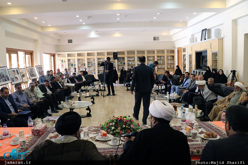 مراسم تکریم و معارفه سرپرست موسسه تنظیم و نشر آثار امام خمینی(س) در خمین