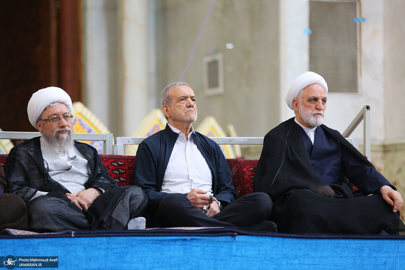 حضور شخصیت‌های سیاسی و مسئولان کشوری و لشکری در مراسم سالگرد ارتحال حضرت امام خمینی (س) -3