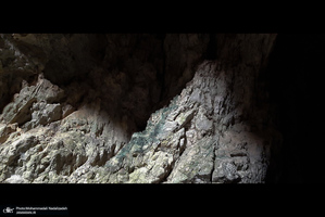 غار‌های روستای چلک