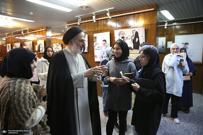 بازدید جمعی از دانشجویان خارجی دانشگاه تهران از جماران