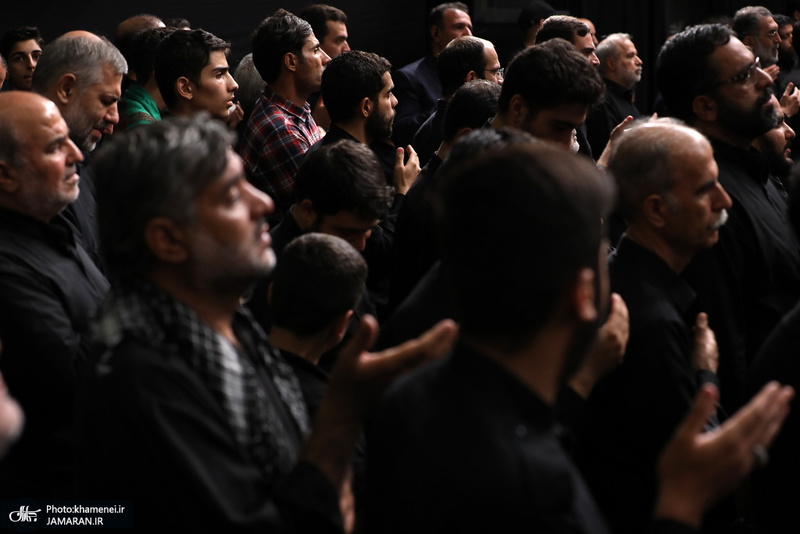 آخرین شب مراسم عزاداری حضرت اباعبدالله الحسین (ع) در حسینیه امام خمینی