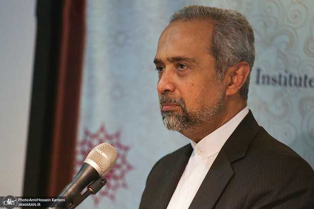 نهاوندیان: واقعیتها را بپذیریم و در مفروضات ایدئولوژیکمان تردید کنیم / با برخوردهای ایدئولوژیک نمی شود منافع ملی را تامین کرد