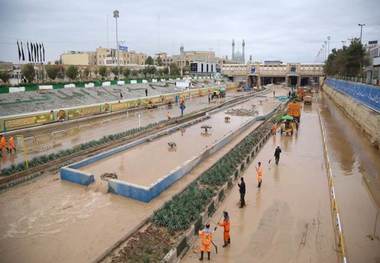 سیلاب در رودخانه قمرود قم جاری شد