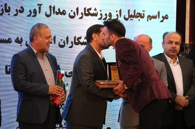 مدال آوران قزوینی بازی های آسیایی تجلیل شدند