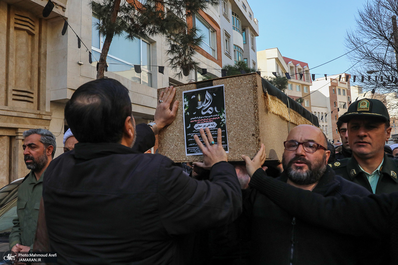 مراسم تشییع مادر شهیدان جواد سپهری