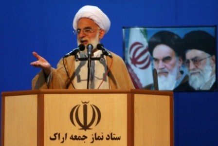 ملت ایران با الگوگیری از نهضت عاشورا در مقابل استکبار می ایستد