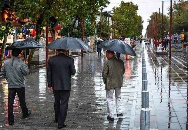 بارش شدید باران در راه ایلام است، مردم و مسئولان مراقب باشند