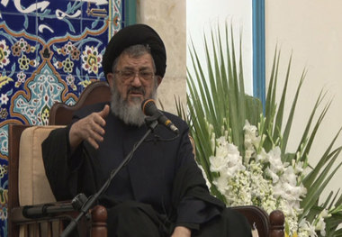 مباحثه طولانی آیت الله هاشمی رفسنجانی (ره) با امام در لباس سربازی