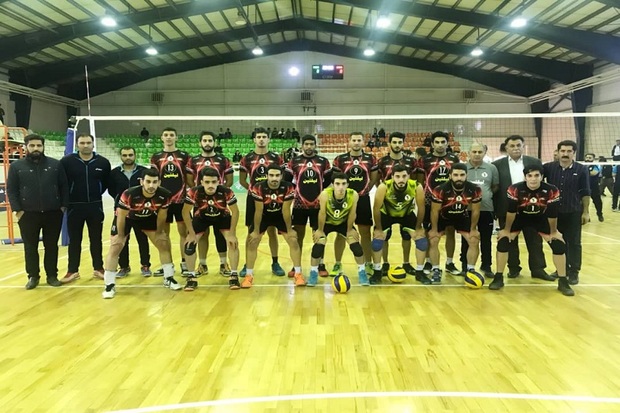 مسابقات والیبال تیم کردبال مهاباد پخش زنده می شود