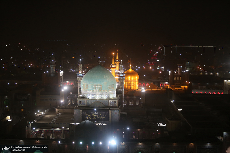آئین خطبه خوانی شب شهادت امام رضا (ع) در حرم مطهر رضوی
