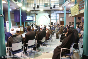 آیین رونمایی از نسخه جدید نرم افزار مجموعه آثار امام خمینی(ره) در حسینیه جماران