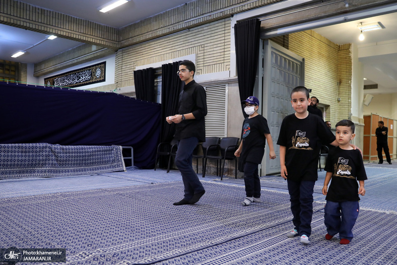 آخرین شب مراسم عزاداری حضرت اباعبدالله الحسین (ع) در حسینیه امام خمینی