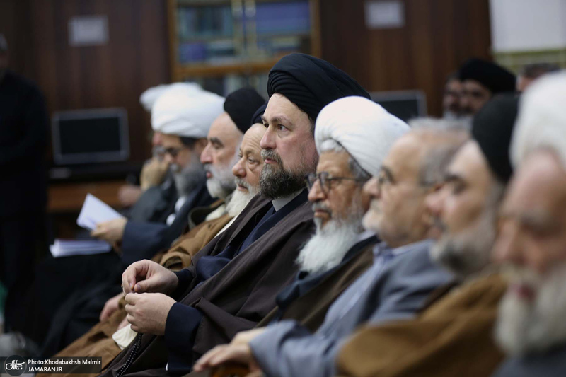 نشست نقد و بررسی کتاب نسی و کبیسه به همراه رونمایی از کتاب فقه و نجوم