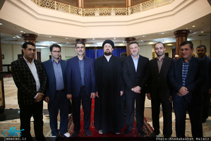 مراسم جشن تکلیف دانش آموزان دختر در حرم مطهر امام خمینی(س) 