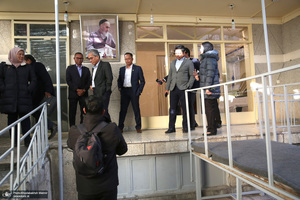 بازدید محمد بن سیو وزیر کشاورزی  و امنیت غذایی کشور مالزی از  بیت امام خمینی (س) در جماران