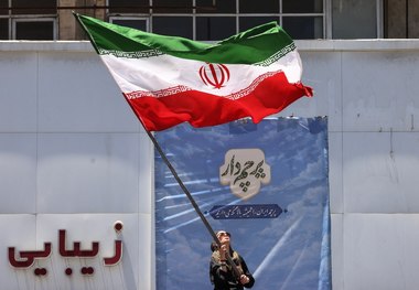 واشنگتن‌پست: توافق آمریکا و ایران، مسیر خروج از جنگ بود نه رژه پیروزی