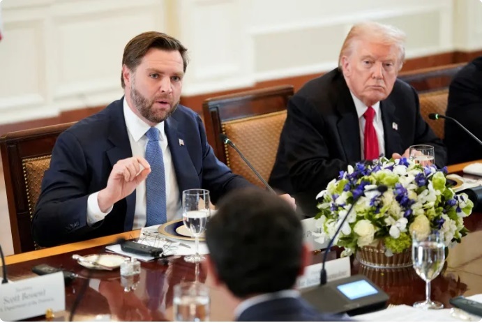 خبر جنگی منتسب به معاون ترامپ نادرست و گمراه‌کننده است + عکس