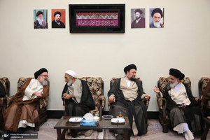 حاشیه های تجدید میثاق اعضای مجلس خبرگان رهبری با آرمان های امام خمینی (س)