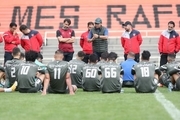 عکس و ویدیو| شاهکار جدید در فوتبال ایران؛ بیرون کردن تیم از هتل!