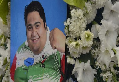تولید قطعه موسیقی اختصاصی برای سیامند رحمان
