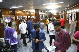 بازدید جمعی از دانشجویان دانشگاه سهند تبریز و دانشگاه شهید عباسپور تهران از بیت امام خمینی (س)