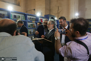 غرفه موسسه تنظیم و نشر آثار امام خمینی (ره) در سی و ششمین نمایشگاه کتاب تهران-5