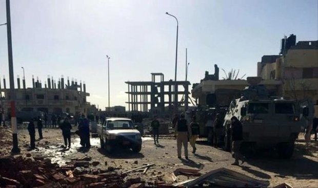 کشته و زخمی شدن ۱۴ پلیس در انفجار شمال مصر/ کشته شدن ۱۴ "تروریست خطرناک" در سینا