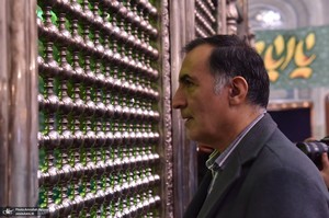 تجدید میثاق رئیس و جمعی از معاونین بنیاد شهید و امور ایثارگران با آرمان های امام خمینی (س)