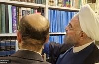 حسن روحانی کتاب‌هایش را به کتابخانه ملی اهدا کرد  (4)