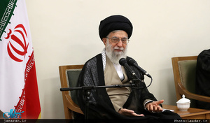 دیدار جمعی از مسئولان و فعالان فرهنگی از استان‌های یزد و همدان با رهبر معظم انقلاب 