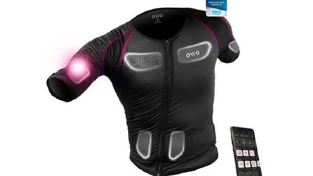 حضور در بازی ویدئویی با کمک یک لباس!
