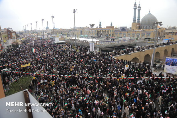 حضور چشمگیر نسل جدید انقلاب در راهپیمایی ۲۲ بهمن