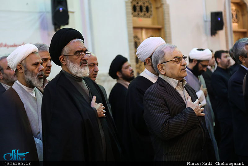 آیین خطبه خوانی همزمان با آغاز دهه فجر در حرم کریمه اهل بیت(س)