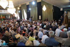 اقامه نماز عید سعید فطر به امامت آیت الله العظمی جوادی آملی در روستای احمدآباد