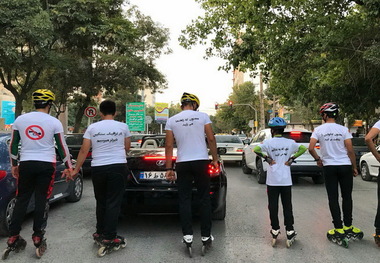 کاروان دوچرخه و اسکیت سواران به خیابان می آیند