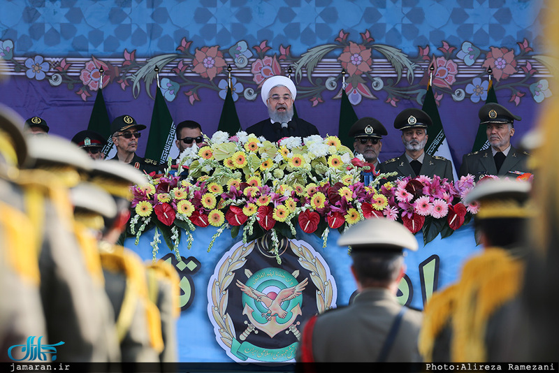 مراسم گرامیداشت روز ارتش جمهوری اسلامی ایران در جوار حرم امام خمینی(س)-1/ رژه