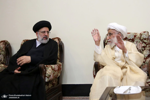 حاشیه تجدید میثاق هیأت رئیسه و اعضای مجلس خبرگان رهبری با آرمان های امام خمینی(س)