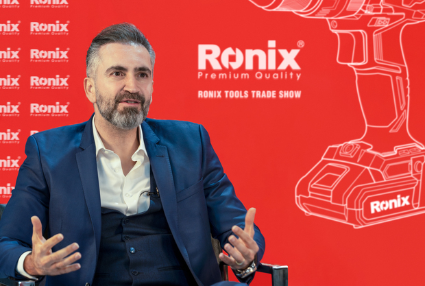 رونیکس؛ از تولد تا رونق بازار ابزار/ گفت‌وگو با محمدرضا رامخو، بنیان‌گذار برند رونیکس به بهانه روز صنعت