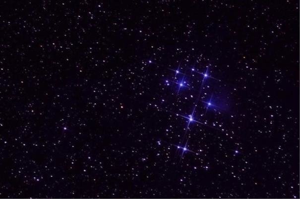 فردا شب مقارنه ماه و یک ستاره را با چشم غیر مسلح ببینید
