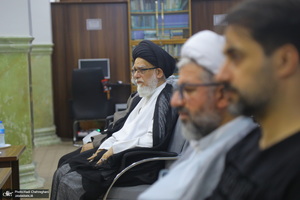 نشست «قرآن و عترت، محور اتحاد مسلمانان در اندیشه امام خمینی(س)» به زبان اردو