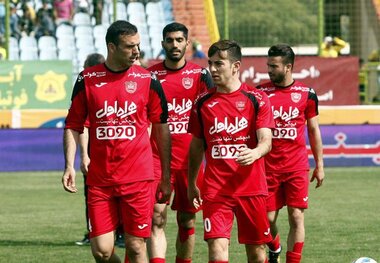 کاروان پرسپولیس وارد عمان شد