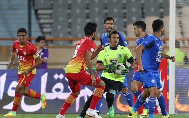 فولاد به دلیل تخلفات دیدار با ماشین‌سازی جریمه شد
