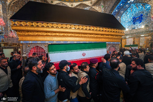 تشییع پیکر مطهر رهبر شهید در نجف اشرف