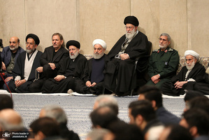 مراسم بزرگداشت شهید حاج قاسم سلیمانی و همرزمانش در حسینیه امام خمینی (ره)
