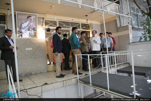 بازدید جمعی از خبرنگاران کشور هند از بیت امام خمینی (س) در جماران