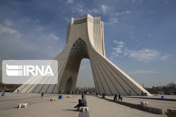 دمای هوای تهران ۷ درجه گرم می‌شود