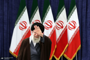 حضور رهبر انقلاب در انتخابات مجلس شورای اسلامی و مجلس خبرگان رهبری