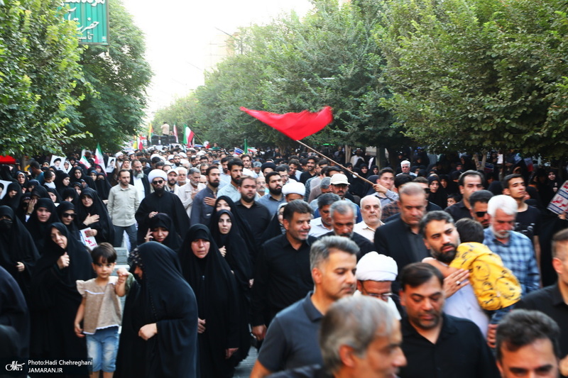 تشییع پیکر‌های ۸ شهید دلاور هوافضای سپاه و پدافند ارتش در قم