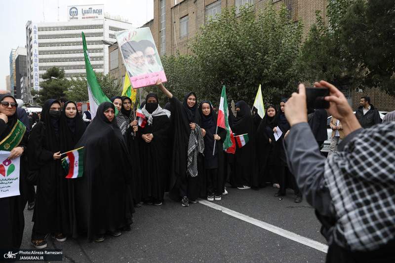 راهپیمایی باشکوه 13 آبان در تهران - 2