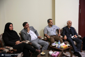 دیدار جمعی از اعضای حزب وحدت و همکاری ملی با سید حسن خمینی